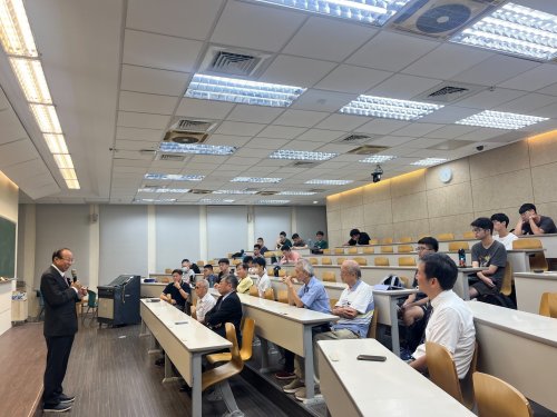 113.09.23 系友分享座談會暨捐贈典禮-教育理念經驗分享-蘇春槐理事長(碩67､理學院傑出校友)