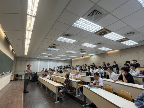 113.09.30 系友分享座談會-胡國琳執行長aka Jordan Hu (84級)